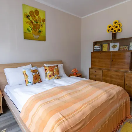 Napraforgo Vendeghaz Daire Tótvázsony